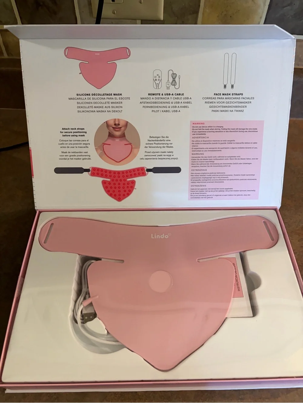 Lindo Silicone Décolletage LED Light Therapy Mask - Pink